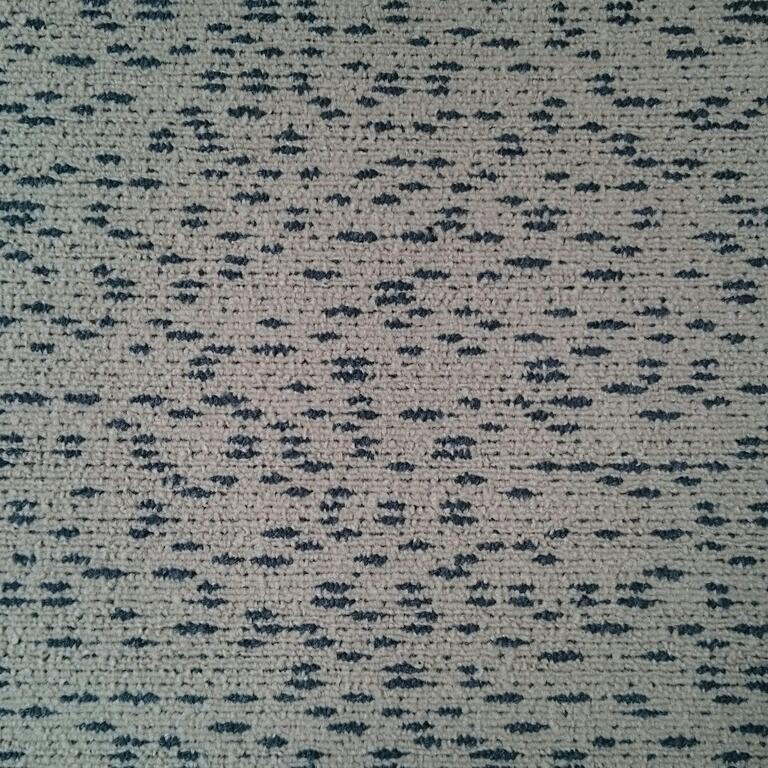 Interface Dot Com / Bouclé / 50 cm x 50 cm / Beige