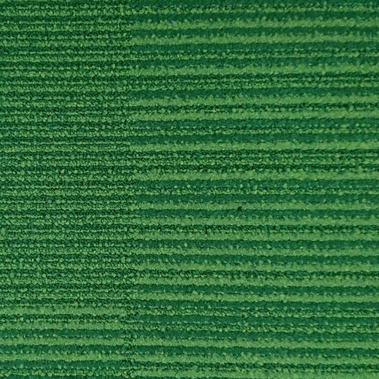 Interface Equilibrium / Bouclé / 50 cm x 50 cm / Grün