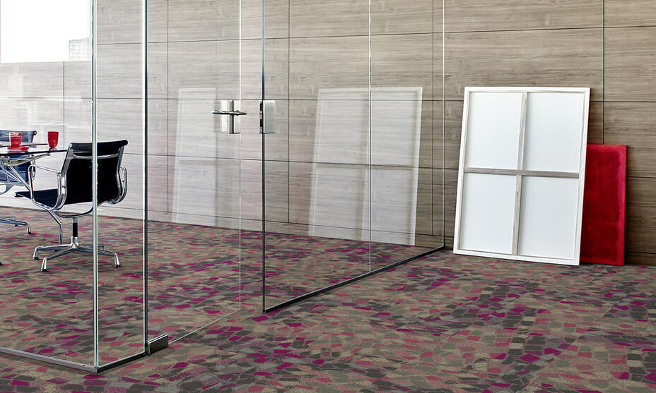 Lila Teppichfliesen / 